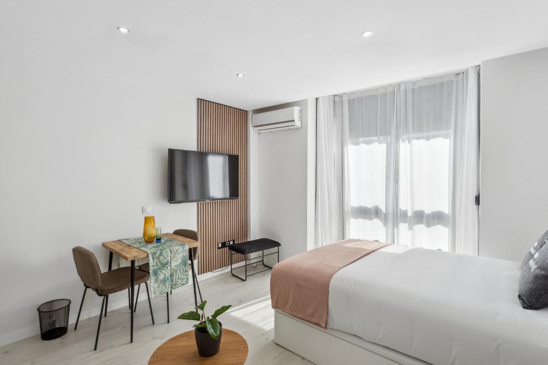 Limehome Madrid Calle De La Paloma ห้อง รูปภาพ